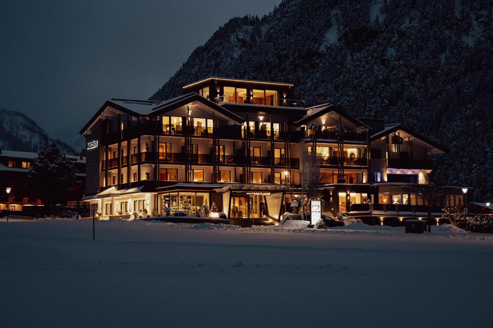 Hotel Auszeit Пертизау Экстерьер фото