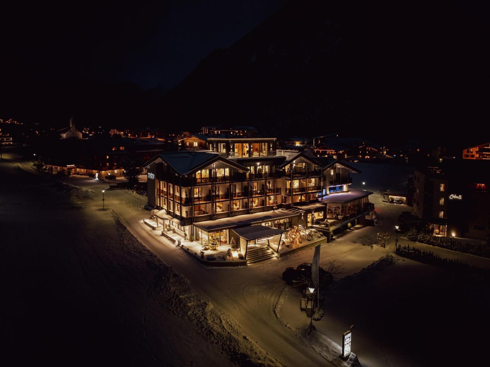 Hotel Auszeit Пертизау Экстерьер фото
